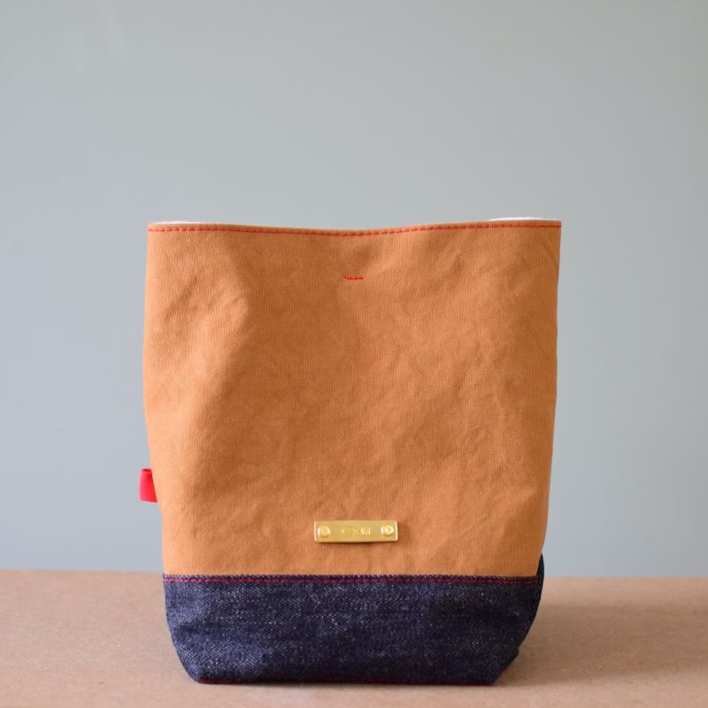 AD camel/ Denim indigo